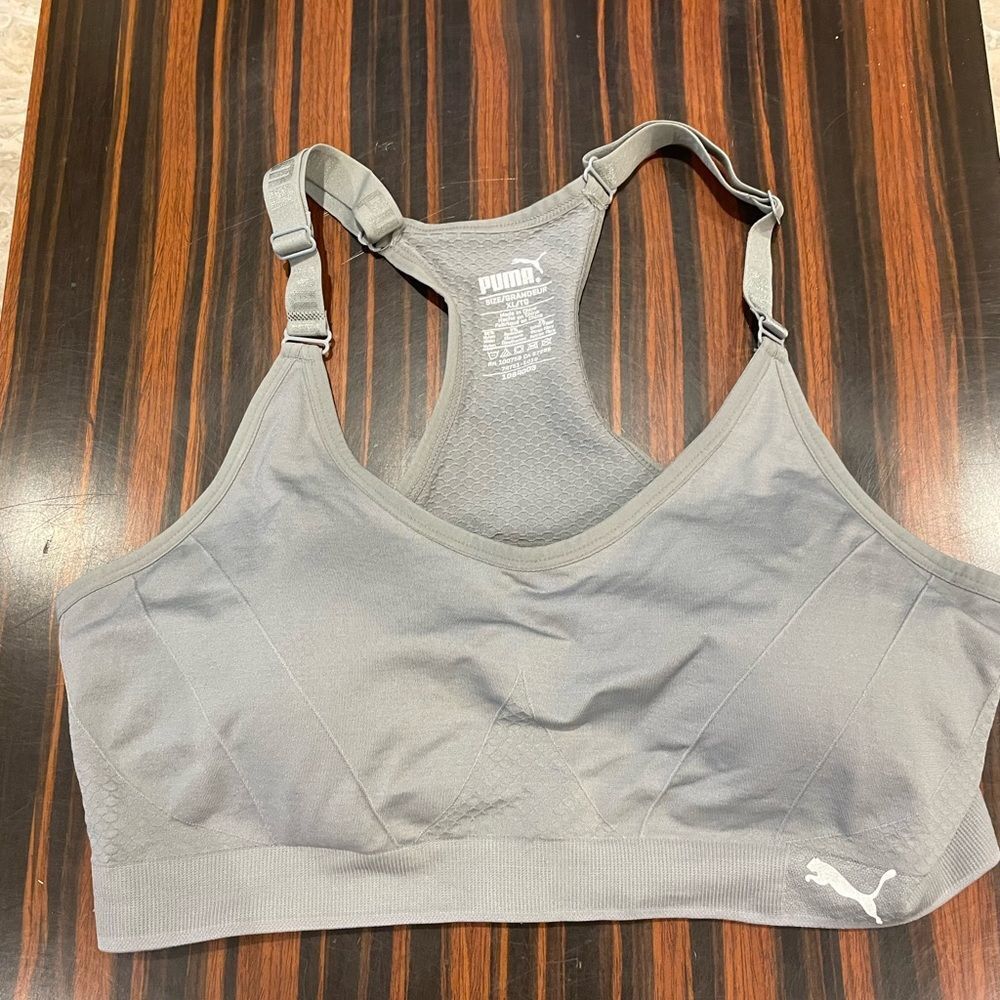 NIKE/Sports Bra/Gray/XL/Worn Once